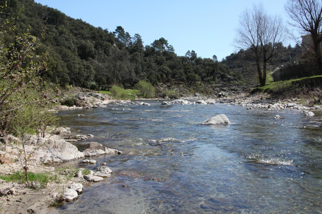 A L'Oree Des Cevennes Aigremont Eksteriør bilde